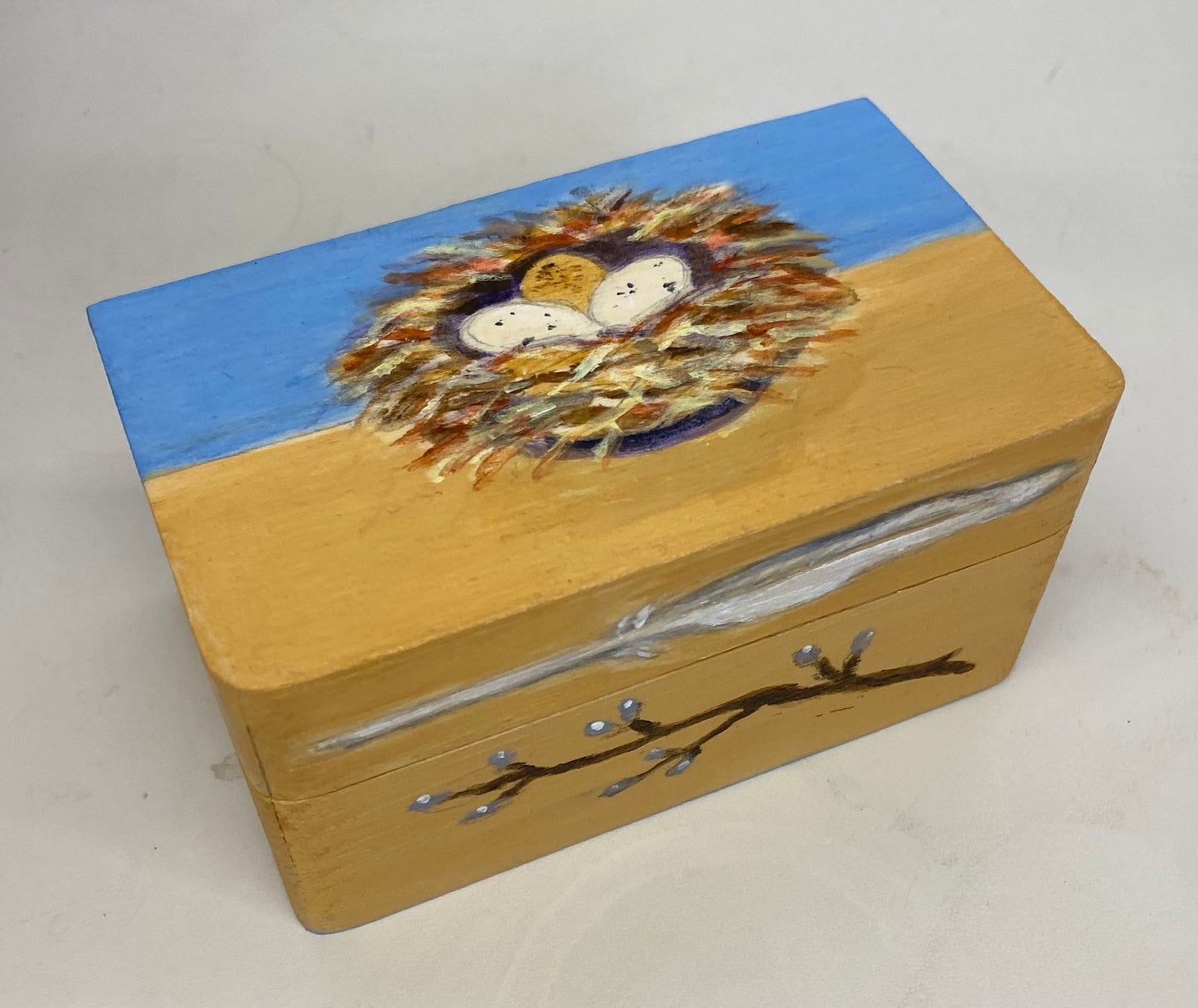 JP149 Birdnest Box