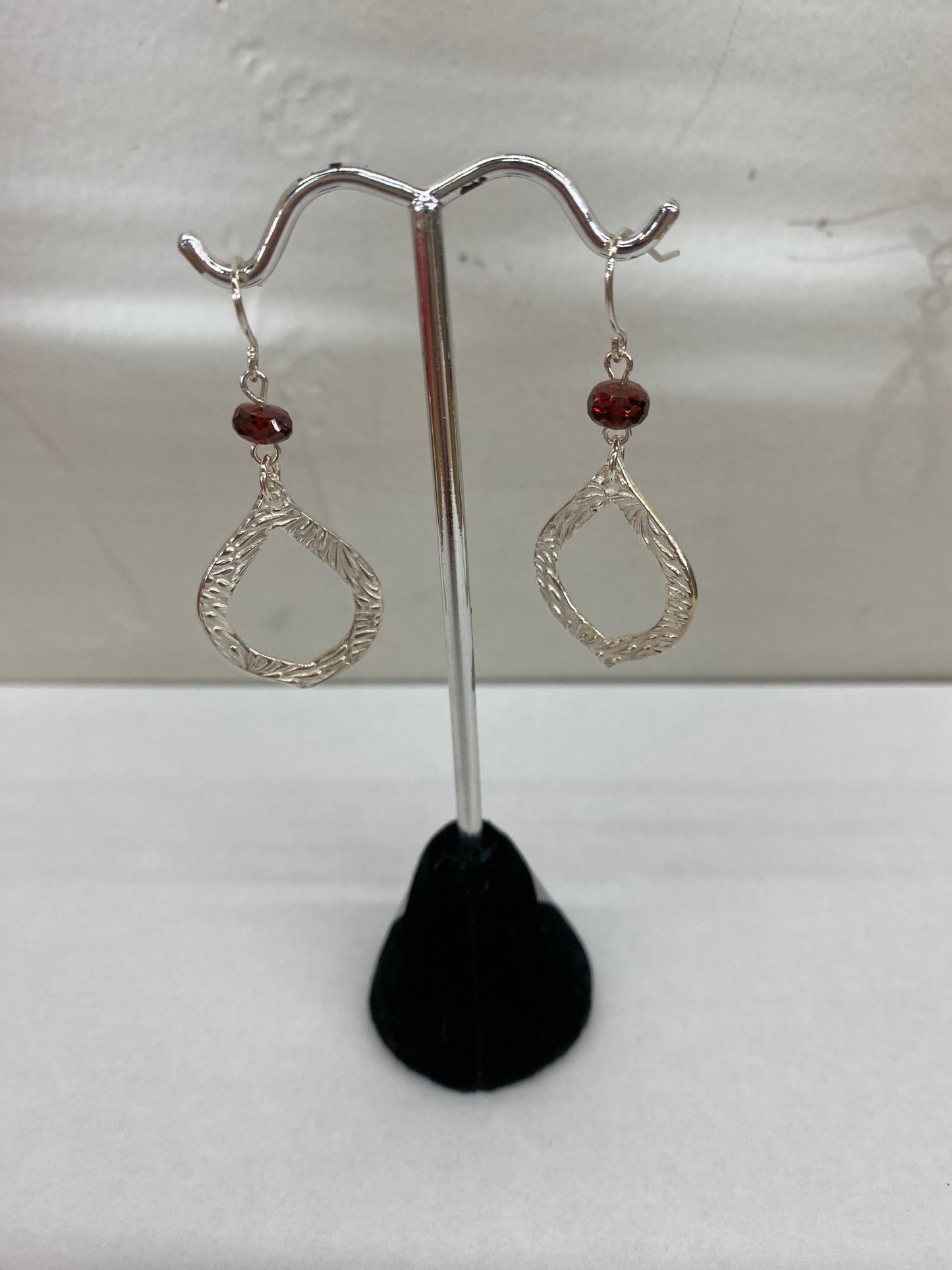 GT83 Teardrop earrings