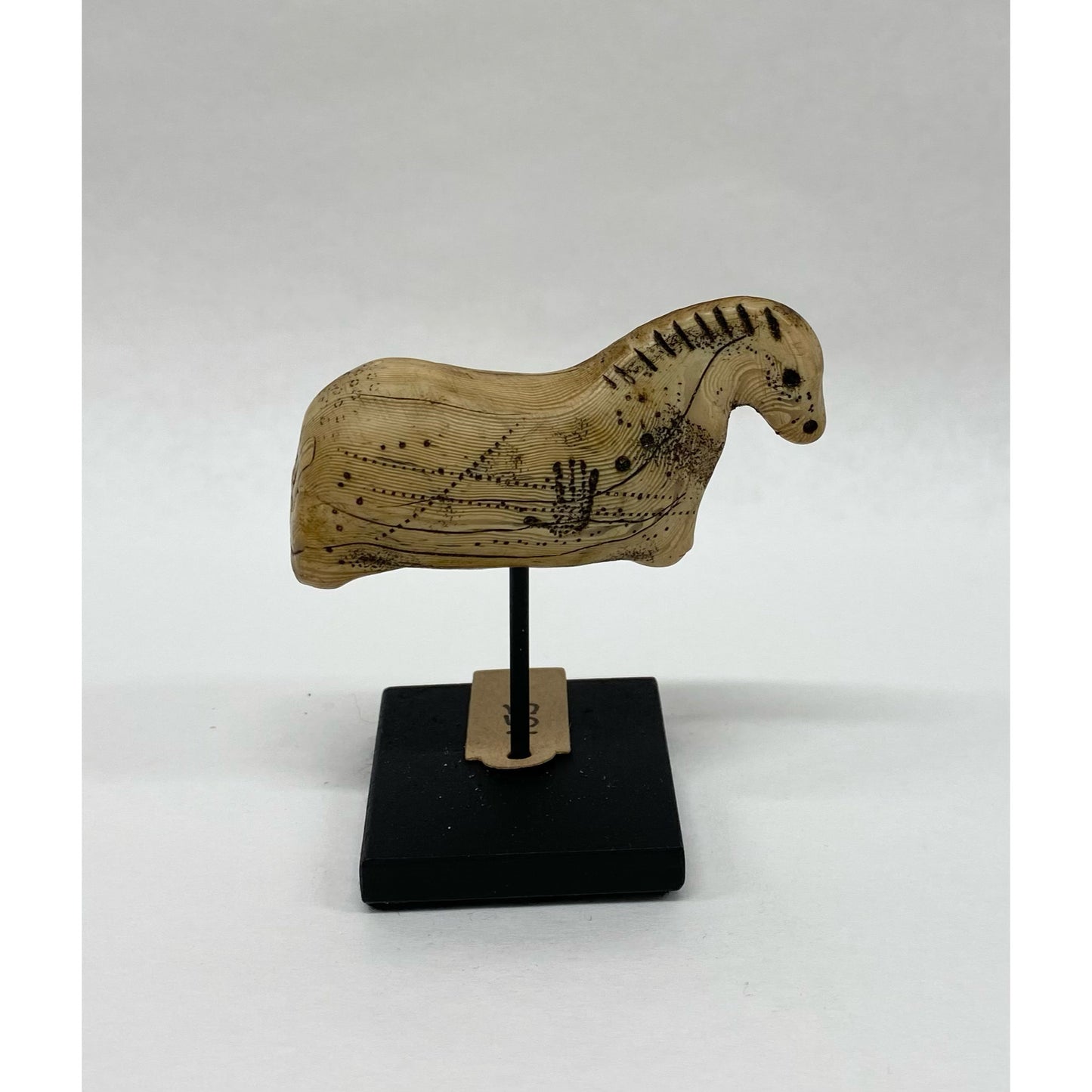 LU49 Horse Sculpture