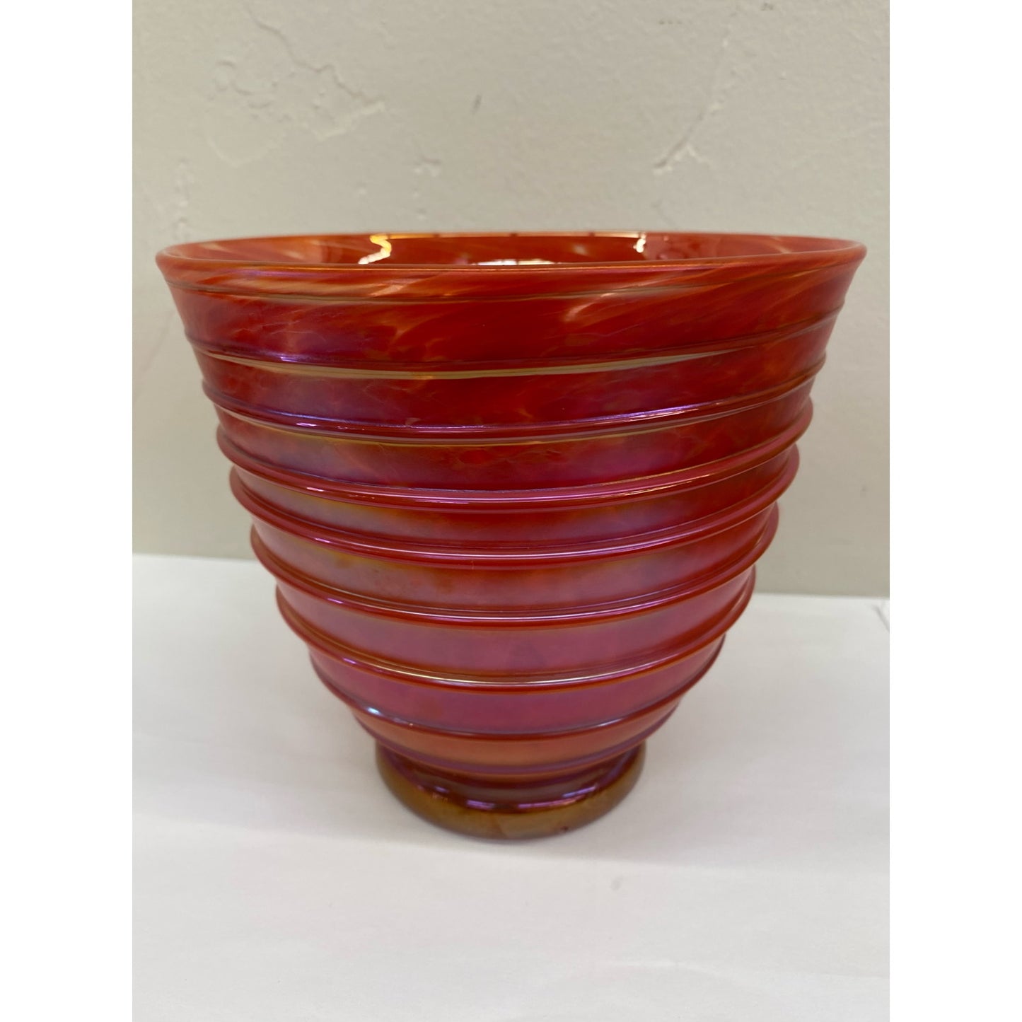 PV423 Red Spiral Bowlish Form