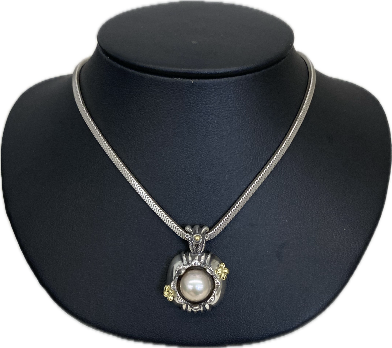 AS19 Pearl Pendant