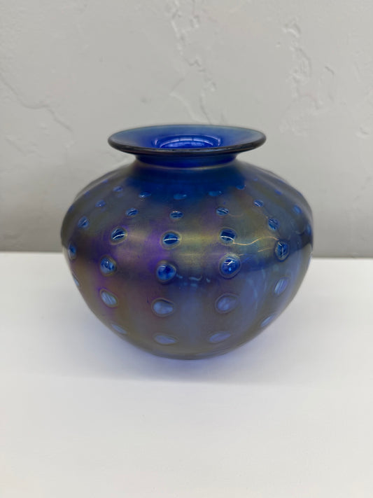 PV453 Cabinet Vase, Metalic Blue, clear dots
