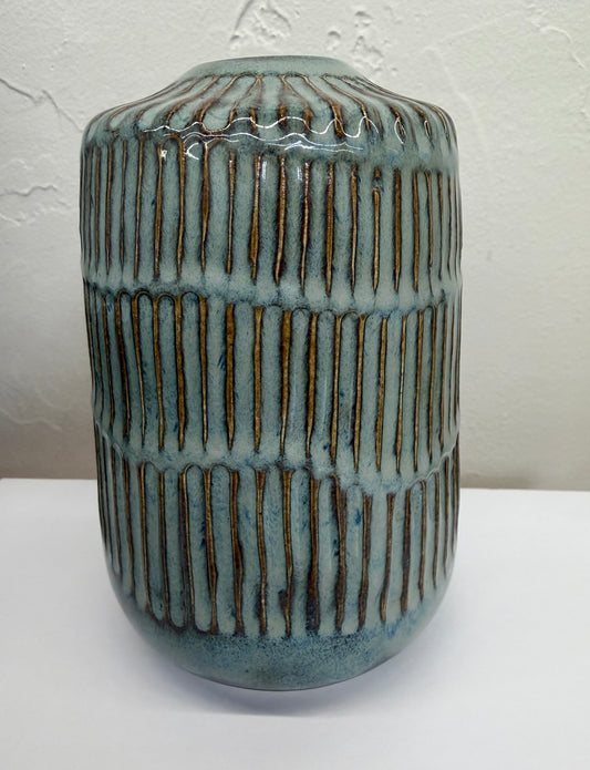 CP04 Incise Pot