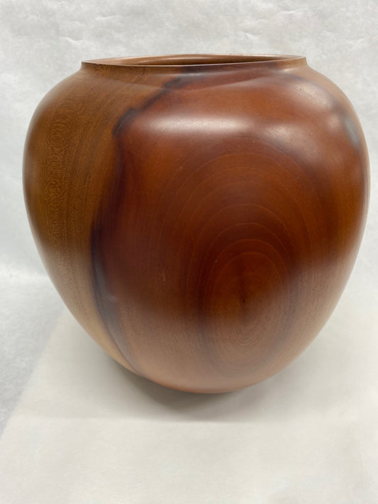 AH82 Cemetery Madrone Vessel