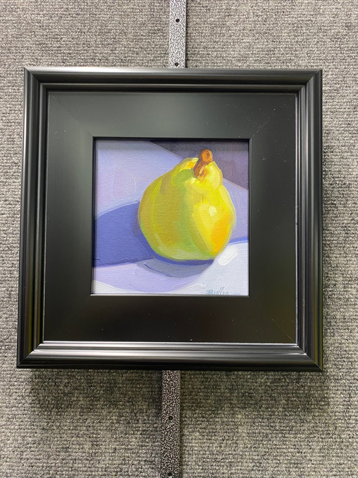 SB128 Pear on Blue